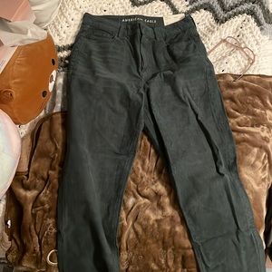 NWT American Eagle Mom-pant Corduroys Stretch
